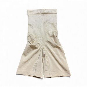 * control it medium shape wear biker shorts tan